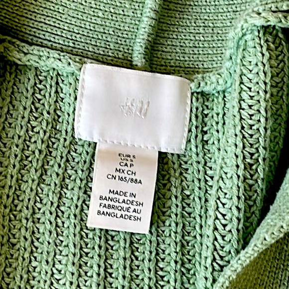 H&M Cable Knit Cardigan - Picture 3 of 5